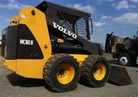 96 volvo skid steer mc80 wheel hub removal|VOLVO MC80 MC90 MC110 Skid Steer Loader Service Manual.